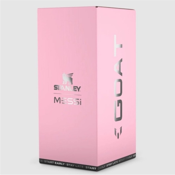 Stanley Pink GOAT Messi Tumbler - Picture 10 of 11